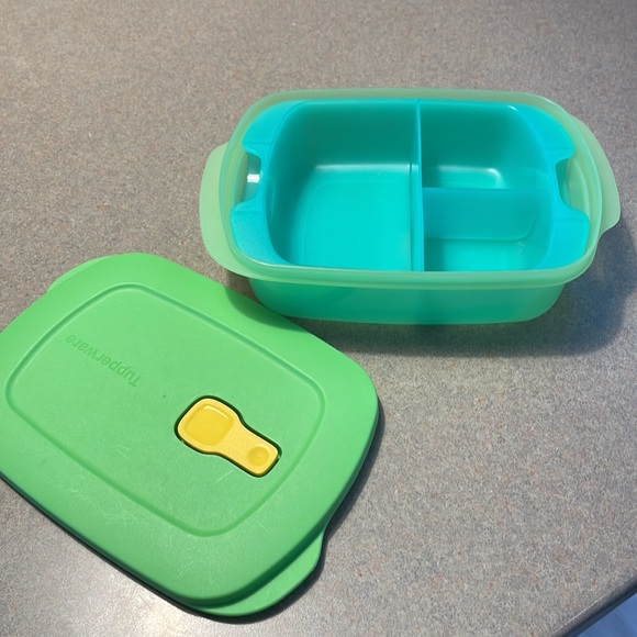 Tupperware Bento Box - Picture 2 of 4